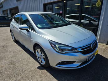 Vauxhall Astra 1.6 CDTi ecoTEC BlueInjection Tech Line Nav Euro 6 (s/s) 5dr