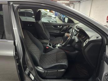 Nissan Qashqai 1.2 DIG-T n-tec XTRON 2WD Euro 5 (s/s) 5dr