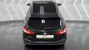 Nissan Qashqai 1.2 DIG-T N-Connecta XTRON 2WD Euro 6 (s/s) 5dr