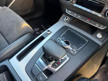 Audi Q5 2.0 TDI S line S Tronic quattro Euro 6 (s/s) 5dr