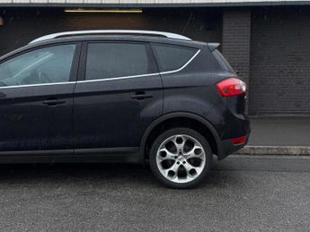 Ford Kuga 2.0 TDCi Titanium Powershift AWD Euro 5 5dr