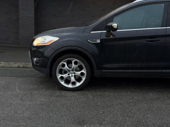 Ford Kuga 2.0 TDCi Titanium Powershift AWD Euro 5 5dr