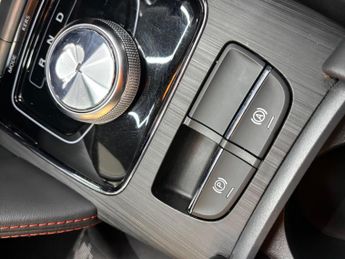 MG MG ZS 72.6kWh SE Long Range Auto 5dr