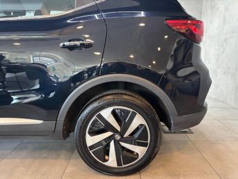 MG MG ZS 72.6kWh SE Long Range Auto 5dr