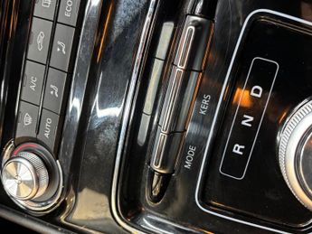 MG MG5 61.1kWh Exclusive Long Range Auto 5dr