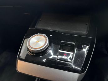 MG MG4 51kWh SE Auto 5dr