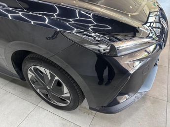 MG MG4 51kWh SE Auto 5dr