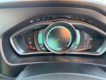 Volvo V40 Cross Country 2.0 T5 Lux Nav Hatchback 5dr Petrol Auto AWD Euro 6 (s/s) (245 p