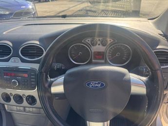 Ford Focus 1.6 TDCi DPF Zetec 5dr