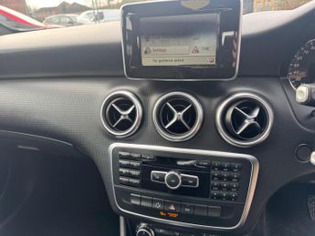 Mercedes-Benz A Class 1.5 A180 CDI SE 7G-DCT Euro 5 (s/s) 5dr