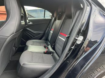 Mercedes-Benz A Class 1.5 A180 CDI SE 7G-DCT Euro 5 (s/s) 5dr