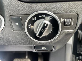 Mercedes-Benz A Class 1.5 A180 CDI SE 7G-DCT Euro 5 (s/s) 5dr