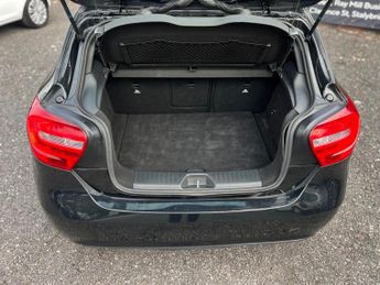 Mercedes-Benz A Class 1.5 A180 CDI SE 7G-DCT Euro 5 (s/s) 5dr