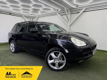 Porsche Cayenne 4.5 S Tiptronic S AWD 5dr