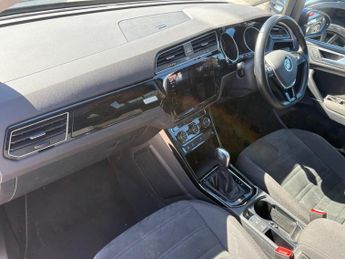 Volkswagen Touran 1.5 TSI EVO SEL DSG Euro 6 (s/s) 5dr