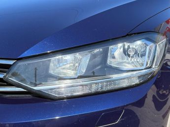 Volkswagen Touran 1.5 TSI EVO SEL DSG Euro 6 (s/s) 5dr