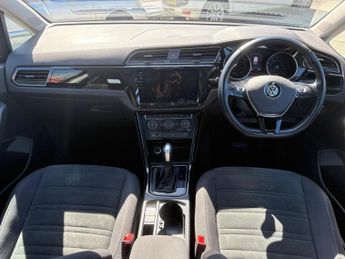 Volkswagen Touran 1.5 TSI EVO SEL DSG Euro 6 (s/s) 5dr