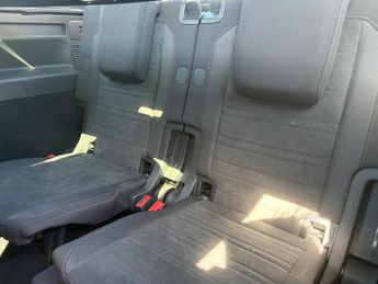 Volkswagen Touran 1.5 TSI EVO SEL DSG Euro 6 (s/s) 5dr