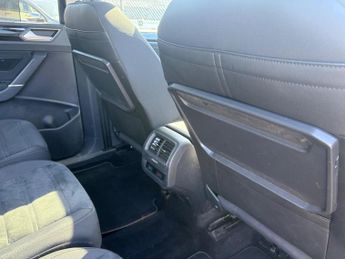Volkswagen Touran 1.5 TSI EVO SEL DSG Euro 6 (s/s) 5dr