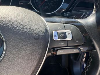 Volkswagen Touran 1.5 TSI EVO SEL DSG Euro 6 (s/s) 5dr
