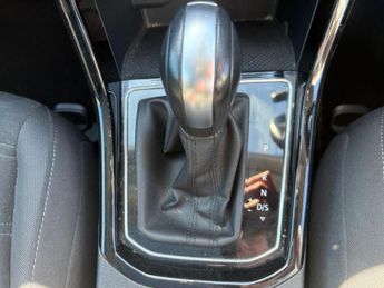 Volkswagen Touran 1.5 TSI EVO SEL DSG Euro 6 (s/s) 5dr