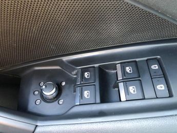 Audi A3 1.5 TFSI 35 S line S Tronic Euro 6 (s/s) 4dr