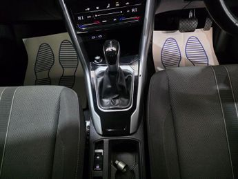 Volkswagen T-Roc 1.5 TSI Life DSG Euro 6 (s/s) 5dr