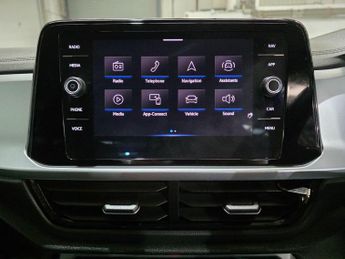 Volkswagen T-Roc 1.5 TSI Life DSG Euro 6 (s/s) 5dr