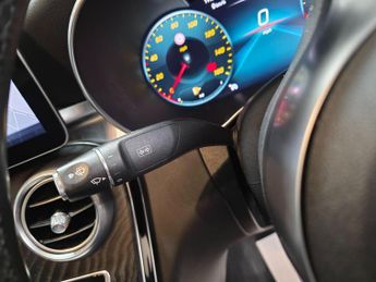 Mercedes-Benz C Class 1.5 C200 MHEV EQ Boost AMG Line (Premium) G-Tronic+ Euro 6 (s/s)