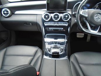 Mercedes-Benz C Class 2.1 C220 BlueTEC AMG Line G-Tronic+ Euro 6 (s/s) 4dr
