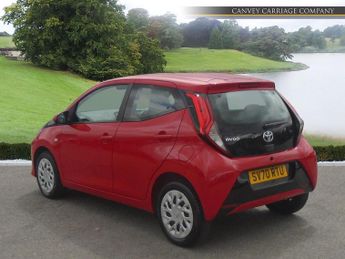 Toyota AYGO 1.0 VVT-i x-play x-shift Euro 6 5dr (Safety Sense)