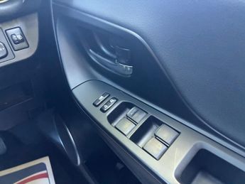 Toyota Yaris 1.5 VVT-h Excel E-CVT Euro 6 5dr (15in Alloy)