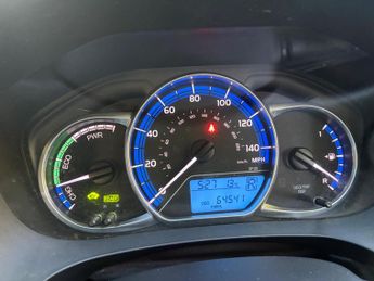 Toyota Yaris 1.5 VVT-h Excel E-CVT Euro 6 5dr (15in Alloy)