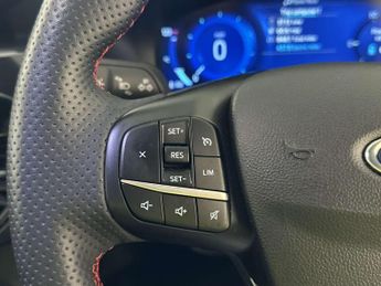 Ford Kuga 2.5 EcoBoost Duratec 14.4kWh ST-Line SUV 5dr Petrol Plug-in Hybr