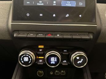Renault Clio 1.6 E-TECH evolution Hatchback 5dr Petrol Hybrid Auto Euro 6 (s/