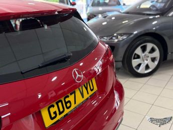 Mercedes-Benz A Class 1.6 A180 AMG Line (Premium Plus) 7G-DCT Euro 6 (s/s) 5dr