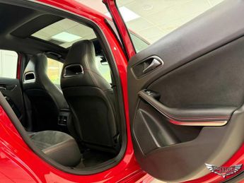 Mercedes-Benz A Class 1.6 A180 AMG Line (Premium Plus) 7G-DCT Euro 6 (s/s) 5dr