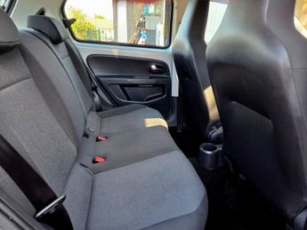 Volkswagen up! 1.0 Move up! ASG Euro 6 5dr