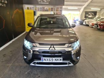 Mitsubishi Outlander 2.0 MIVEC Exceed CVT 4WD Euro 6 (s/s) 5dr