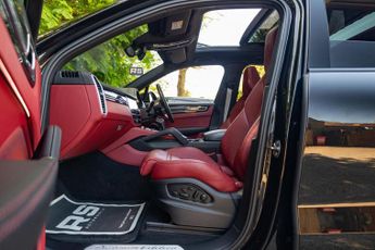 Porsche Cayenne 3.0 V6 E-Hybrid 17.9kWh Platinum Edition TiptronicS 4WD Euro 6 (