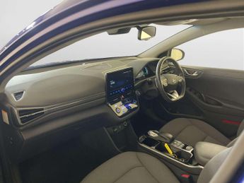 Hyundai IONIQ 38.3kWh Premium Hatchback 5dr Electric Auto (136 ps)