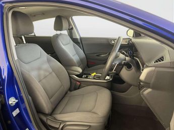 Hyundai IONIQ 38.3kWh Premium Hatchback 5dr Electric Auto (136 ps)