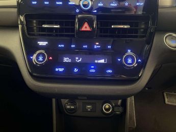 Hyundai IONIQ 38.3kWh Premium Hatchback 5dr Electric Auto (136 ps)