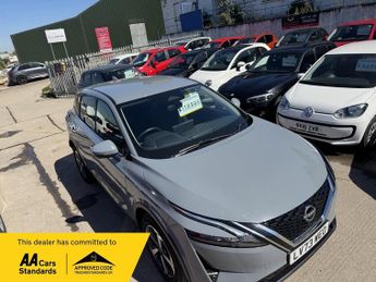 Nissan Qashqai 1.3 DIG-T MHEV N-Connecta XTRON Euro 6 (s/s) 5dr