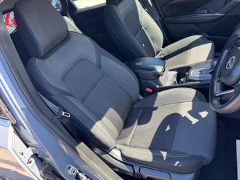 Nissan Qashqai 1.3 DIG-T MHEV N-Connecta XTRON Euro 6 (s/s) 5dr