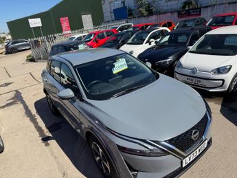 Nissan Qashqai 1.3 DIG-T MHEV N-Connecta XTRON Euro 6 (s/s) 5dr