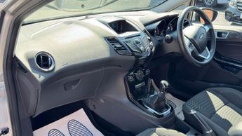 Ford Fiesta 1.0T EcoBoost Zetec Euro 5 (s/s) 3dr