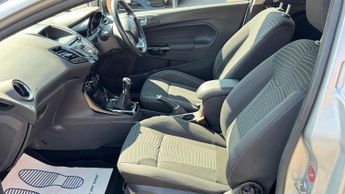 Ford Fiesta 1.0T EcoBoost Zetec Euro 5 (s/s) 3dr