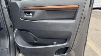 Toyota PROACE Verso 2.0D Family Medium MPV Auto MWB Euro 6 (s/s) 5dr (8 Seat)