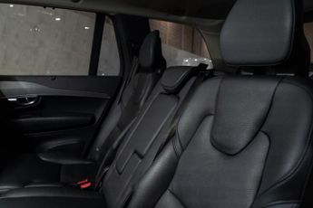 Volvo XC90 2.0 B5 MHEV Plus Auto 4WD Euro 6 (s/s) 5dr